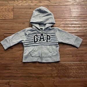 Baby GAP Gray ZipperJacket with Hood Size 12-18M